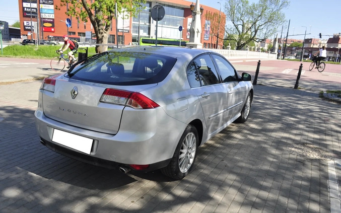 Renault Laguna cena 14900 przebieg: 174000, rok produkcji 2009 z Chęciny małe 106